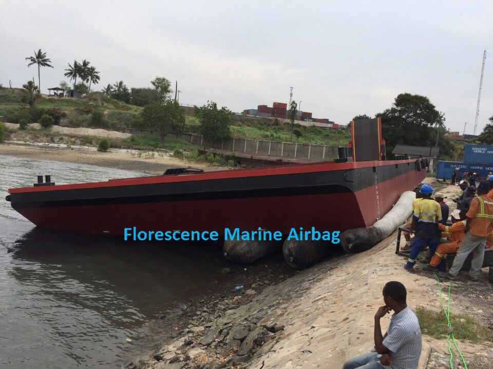 Florescence ship launching airbag in Tanzania 1_副本